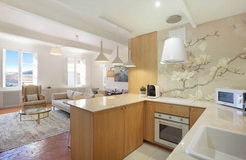 Aix-en-Provence Historic Centre Apartment | SUITE ROI RENE