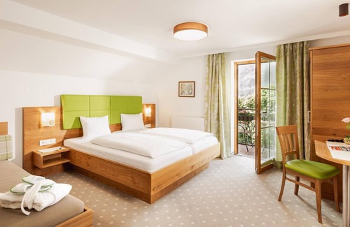 Sankt Michael im Lungau House | Suite with bath, WC without breakfast - Stofflerwirt, Landhotel