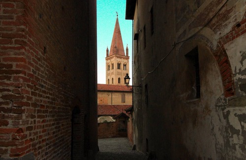 Saluzzo Apartment | Suite with magnificent terrace in historic center