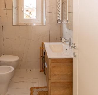 Arezzo House | Suite900 - Suite con balcone e soggiorno max 3 pax