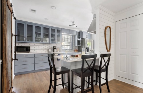 North Charleston House | SullyChic 5 Bedroom | Private Lux Pool Park Circle