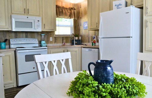 Navarre Cottage | Sum Beaches Paradise Cottage 5