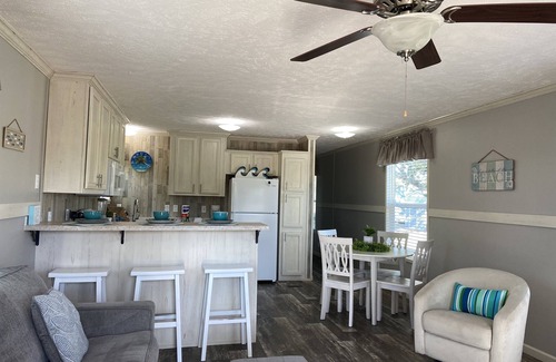 Navarre Cottage | Sum Beaches Paradise Cottage 8