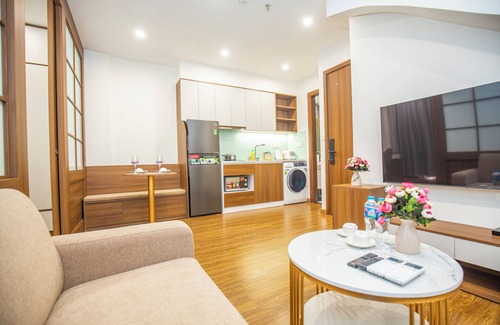 Cong Vi Apartment | Sumitomo 11 APT - Alley 39 Linh lang