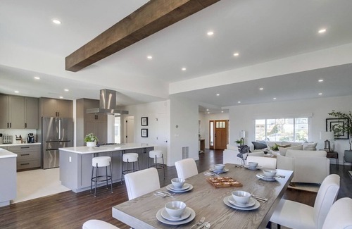 Loma Portal House | Summer at Luxe Divine Skyline Loma Retreat+pets!