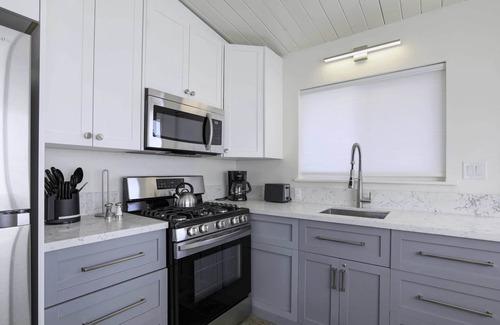 Avila Beach House | Summer Delight with Big ocean views . Minimum 30 night rental