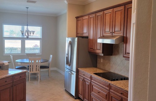 Braden River House | Summer Fun! House with a pool in beautiful River Strand