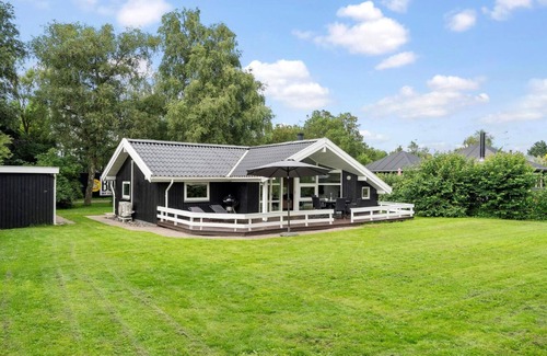 Dronningmolle House | Summer house close to nature and beach