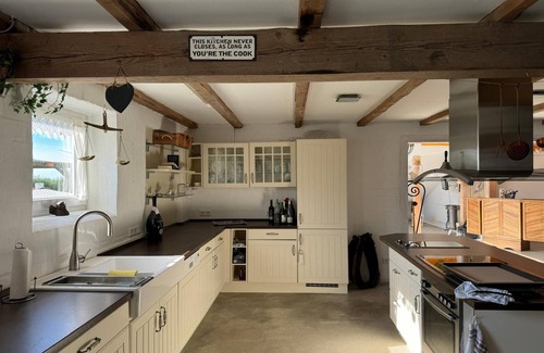 Emmelsbuell-Horsbuell Apartment | Summer love vacation apartment on the North Sea with a view of the countryside