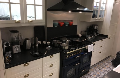 L'Isle-sur-la-Sorgue House | Summer promotion Very nice Villa 6 minute walk from town center -River side