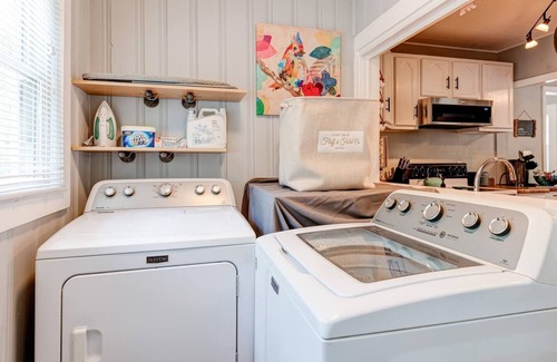 Swannanoa House | Summer Sale! Near downtown Asheville, Warren Wilson, & Blue Ridge!