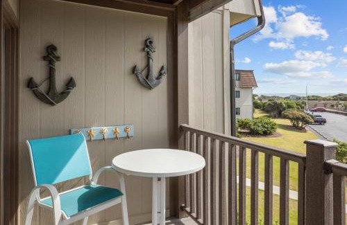 Morehead City Apartment | Summer School condo