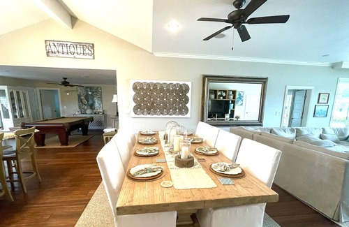 Enchanted Lake House | Summer Special Executive Home - Pool, Spa, AC, Minutes to World Class Beaches