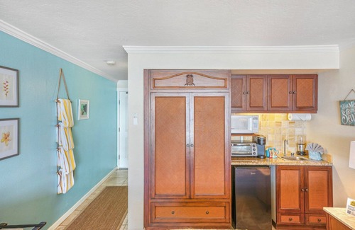 Wailua Apartment | Summer Specials at Serenity | Islander on the Beach Oceanfront Studio with AC