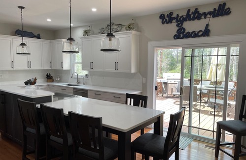 Kings Grant House | Summer time fun, beautifully renovated home