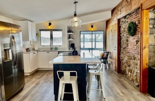 South Casco House | Summer Waterfront Getaway /Dock /New Kitchen
