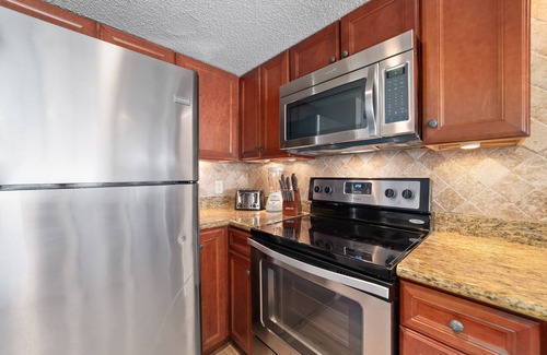 Orange Beach Condo | Summerchase 704- Beachfront, Great Amenities!