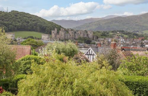 Conwy House | Summerfield