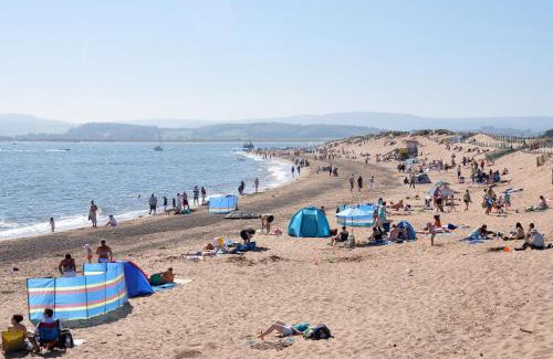 Exmouth House | Summerwind Guest House