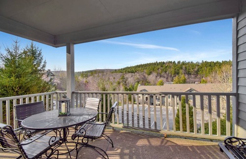 Blowing Rock Condo | Summit 1 | Fireplace, Restaurant, Pool, Spa