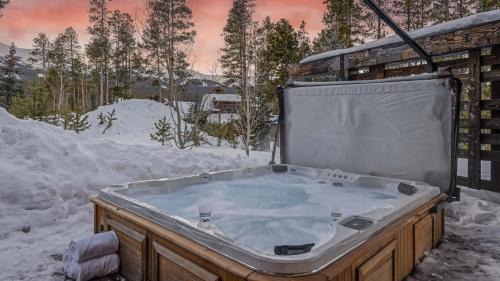 Breckenridge House | Summit at Shock Hill