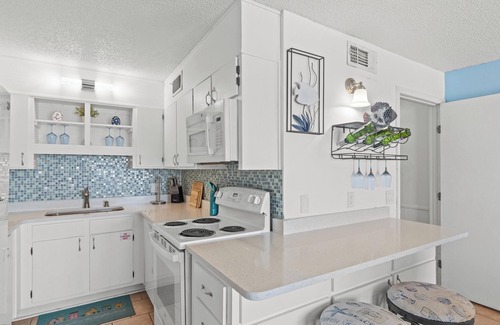 Panama City Beach Condo | Summit Beach Resort 902 – Beachfront Condo with Gulf Views, Pools & More!