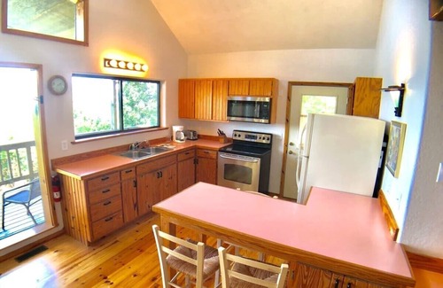 Eureka Springs House | Summit Chalet, Spectacular View of the Ozarks