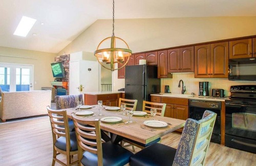 McGaheysville Resort | Summit Mountainviews with resort access