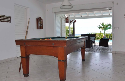 Saint-Francois Villa | Sumptuous villa in St François for 10 people