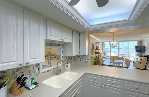 South Island Condo | Sun Caper #208 - "Seascape" 7930 Estero Blvd