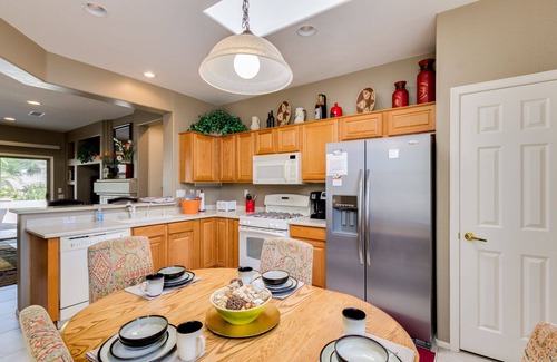 Surprise House | Sun City Grand, 45+ Comm. 3bd/2ba Affordable Escape!