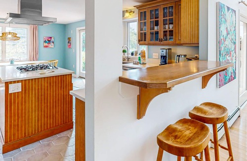 Truro House | Sun-filled escape with hot tub, deck, bikes, grill, W/D, & central AC