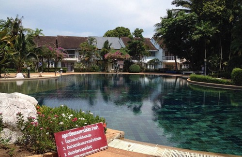 Kram House | Sun garden beach sea