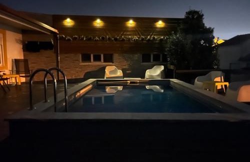 Melecas House | Sun House III - Near Sintra - Kitchen - Pool