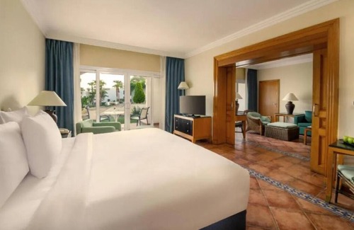 Sharm El Sheikh Resort | Sun-Kissed Shores & All-Day Dining Included l 4 Spacious Suites, Pools & Spa