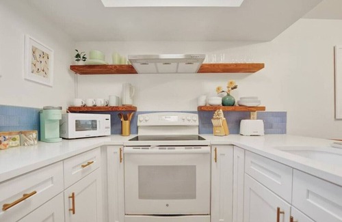 Butler Beach Apartment | Sun & Sea | 2 pools/1 heated!