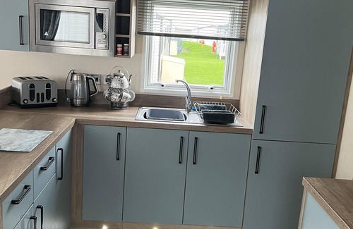 Whitley Bay Cabin | Sun sea and sand at Whitley bay caravan park