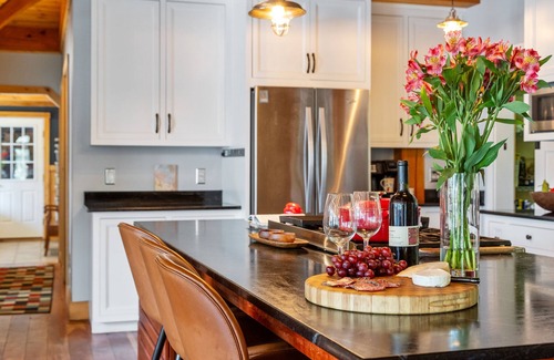 Waitsfield House | Sun-soaked, spacious post & beam home w/views, fire-pit, garage. Dog friendly!