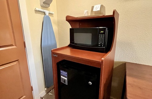 Junction Hotel | Sun Valley Motel