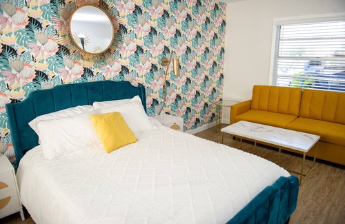 Indian Shores Hotel | Sunburst inn The Classic - Room 2