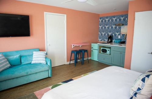 Indian Shores Hotel | Sunburst Inn The Studio - Room 8