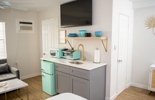 Indian Shores Hotel | Sunburst Inn The Classic - Room 3