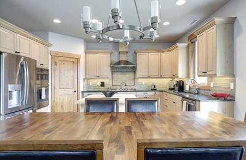 Cle Elum House | Suncadia 4 Bdrm Pet Friendly Townhome on Driving Range