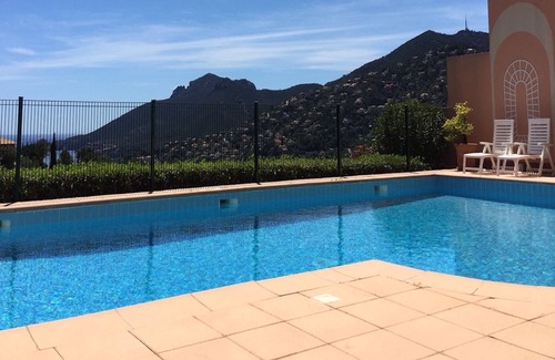 Theoule-sur-Mer Apartment | SUNCOAST Les Terrasses de l'Estérel Théoule sur Mer - sea vue, pool, wifi, .