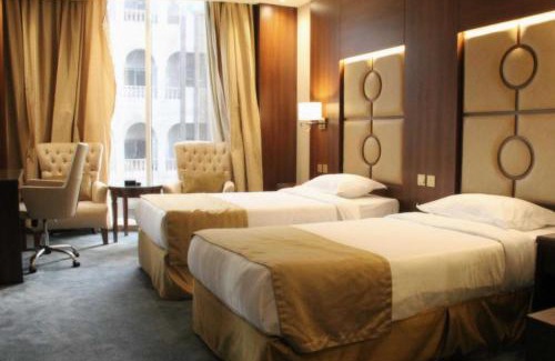 Al-Hamra'a Hotel | Sunday Red Sea Fountain Alhamra Formerly Vivid Plaza Hotel
