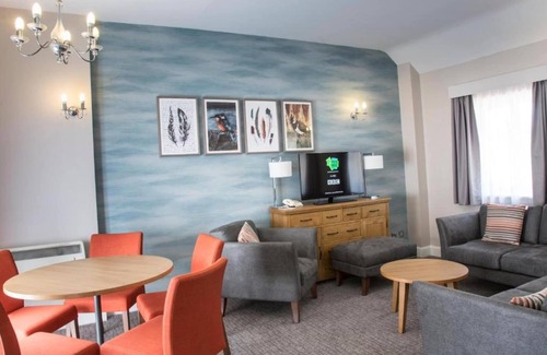 Wellesbourne Apartment | Sunday Walton Hall Retreat & Spa | Standard Double