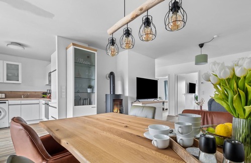 Busum Apartment | Sundowner - Terrasse, Kaminofen, Dusche, Infrarotkabine, Fußbodenheizung