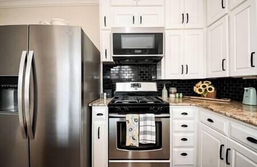 Cleveland House | Sunflower Cottage