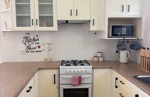 Para Hills House | Sunflower Homes: Classy and Cozy