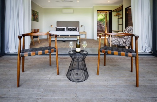 Hluhluwe Cabin | Sungulwane Private Game Lodge
